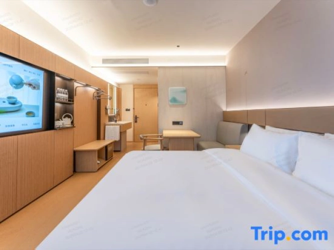 Standard Double room with view