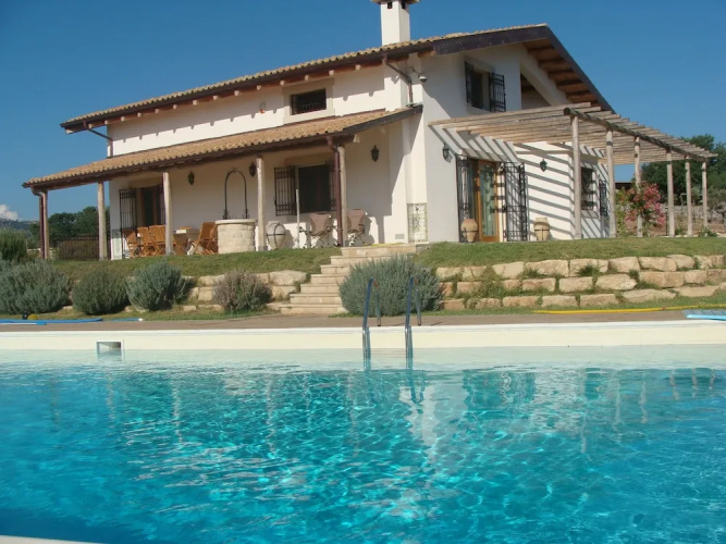 Studio Apartment in Countryside Villa With Swimming Pool