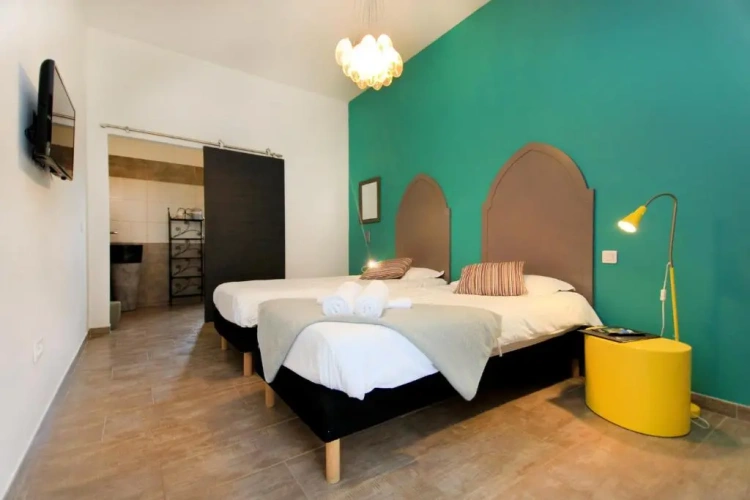 Standard Twin room