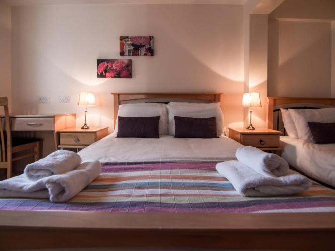 2 Bedrooms Double Apartment with balcony