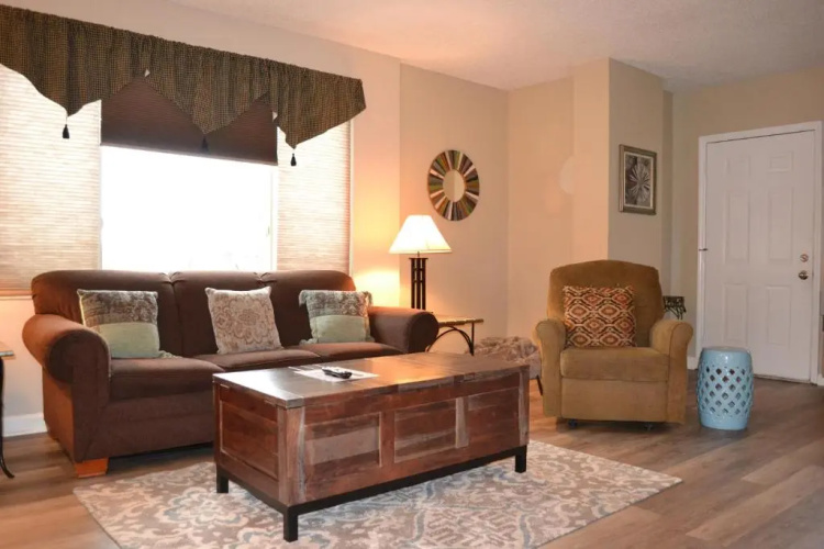 River Place Condos 401 2BD