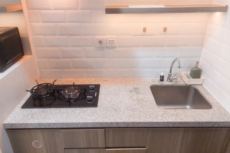 Stunning Studio Apartment At Transpark Bintaro
