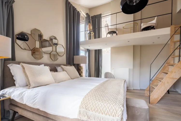 Rooms With A View