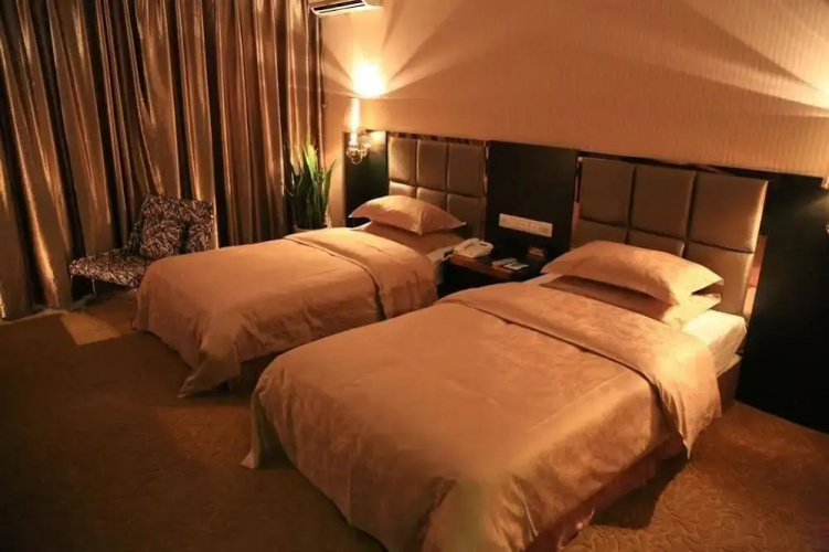 Hualian Plaza Hotel