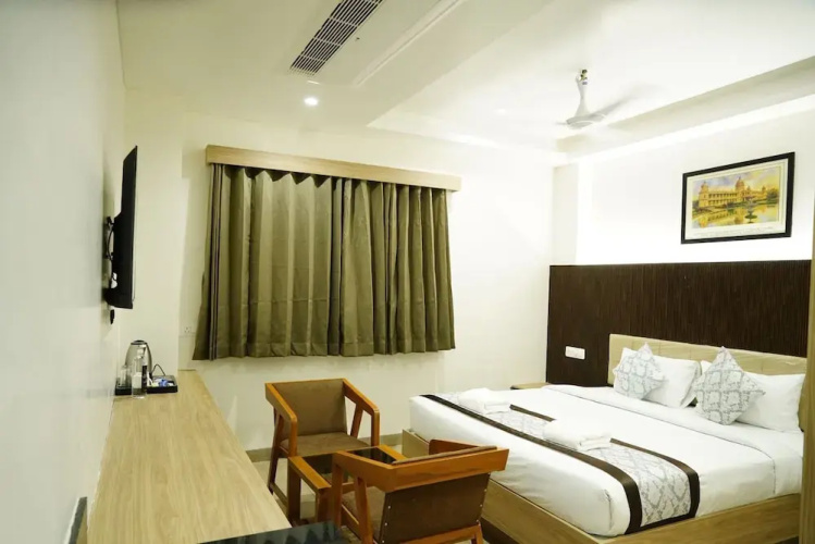 V1-One Bouteeque Hotel