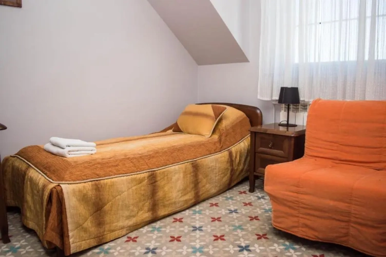 Standard Single room with view
