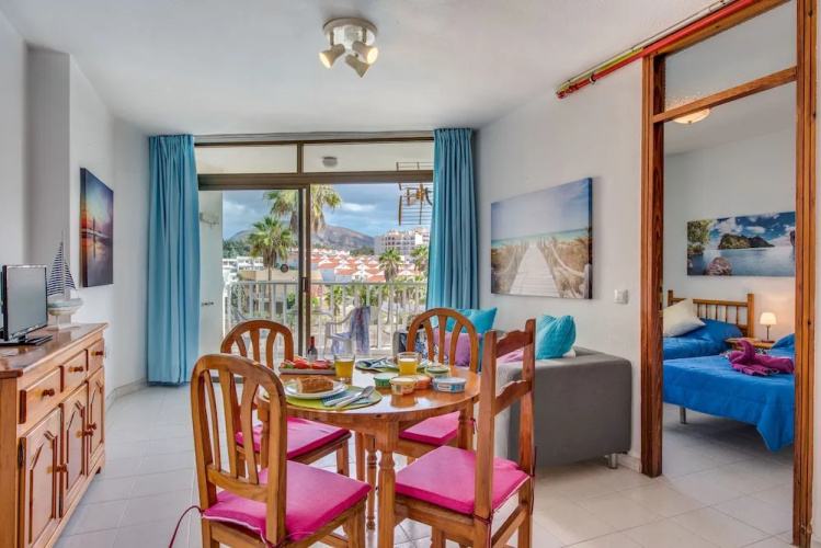 Y2E. Lovely Apartment Pool View! Close To Beach