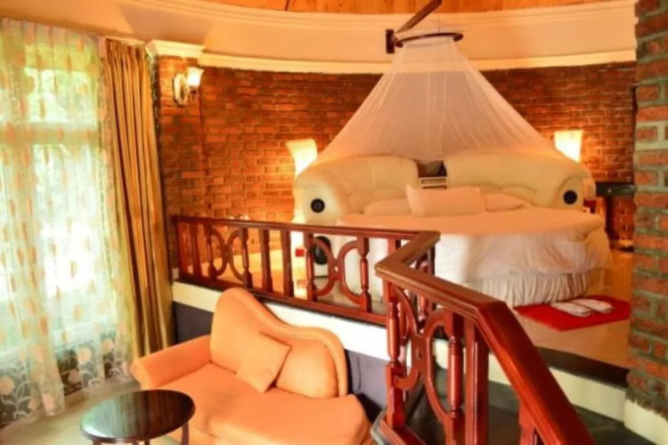 Lewi Resort and Spa