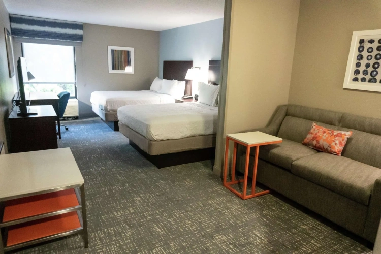 1 Bedroom Quadruple Suite
