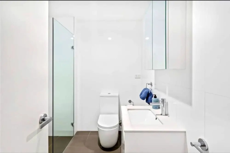 Central Art-deco 1bed With Balcony Aircon