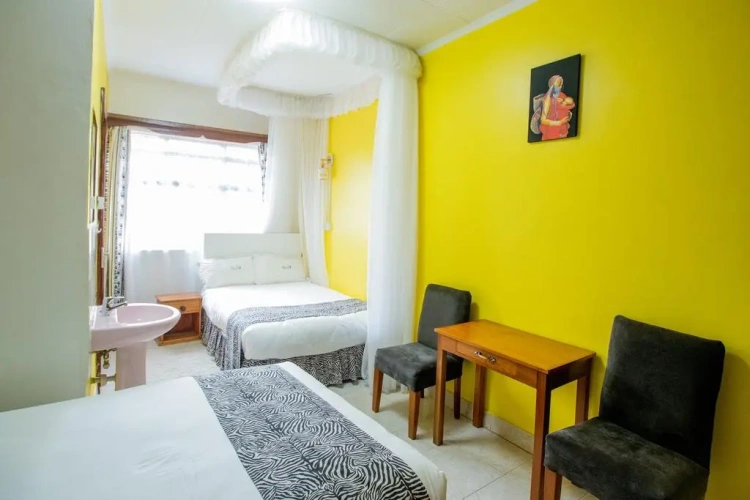 Standard Twin room