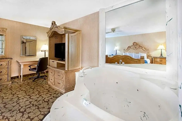 Deluxe Double Suite