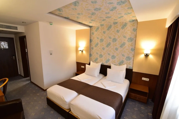 Comfort Twin room with balcony