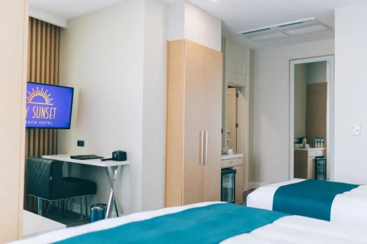Superior Triple room with sea view