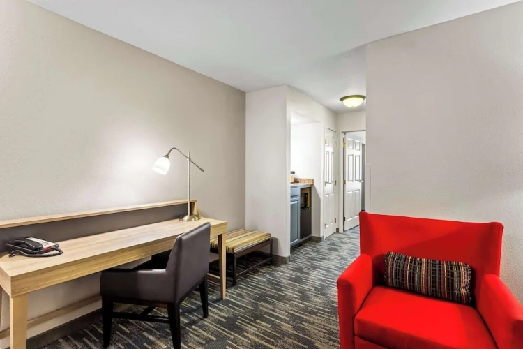 1 Bedroom Suite