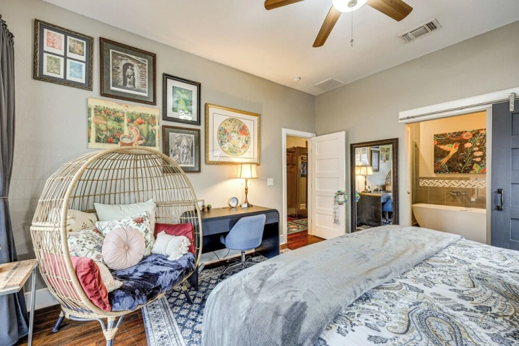 Guest rooms