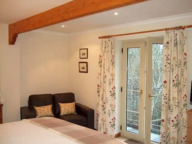 Standard Double room with river view