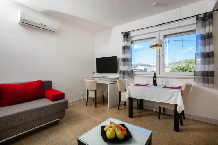 1 Bedroom Apartment with balcony and with sea view