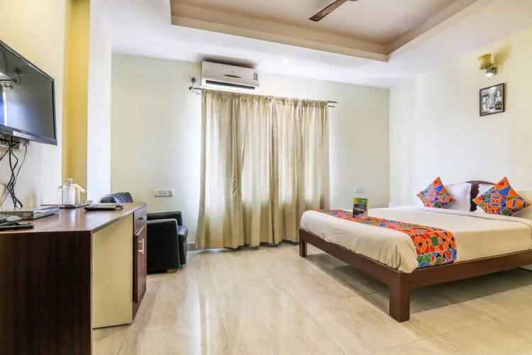 FabHotel Platinum