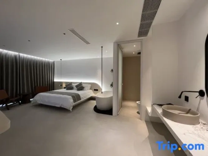 3 Bedrooms Suite