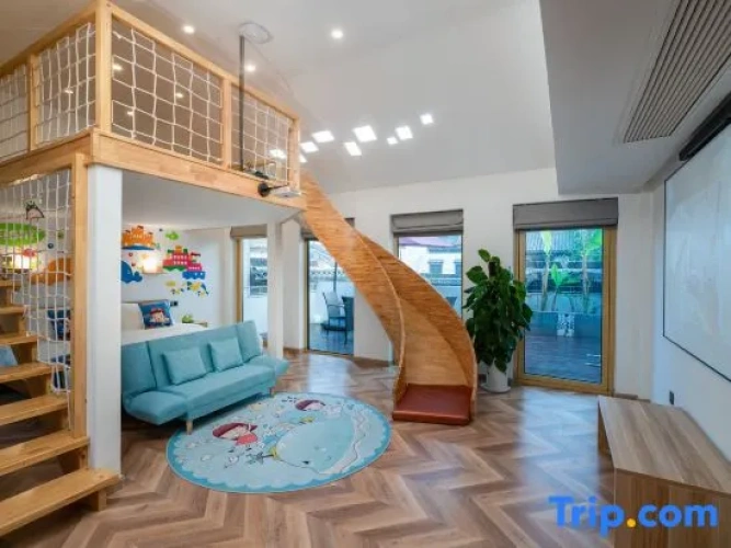 Standard Family room