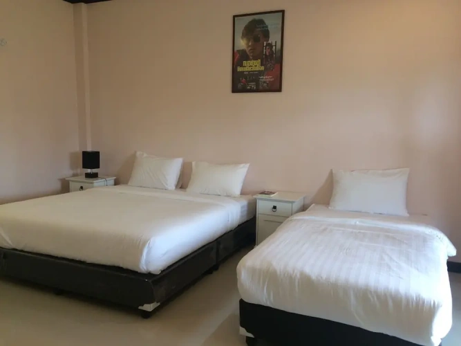 2 Bedrooms Standard Family room with balcony and with mountain view
