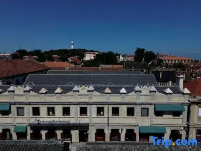 Fengchaoyang Design's Hotel