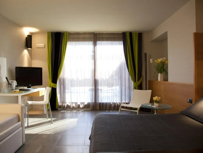 Superior Triple room