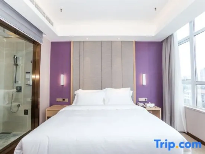 Standard Double room with view