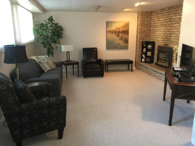 The Lamb's Den Guest House