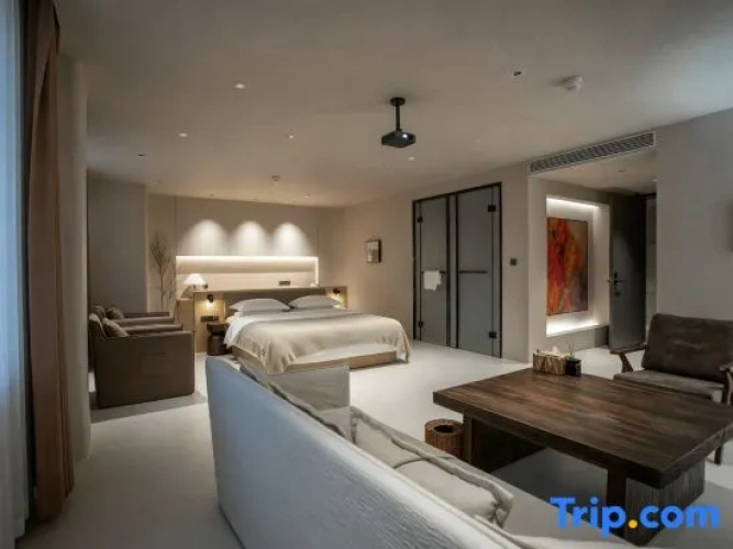 Deluxe Double Suite