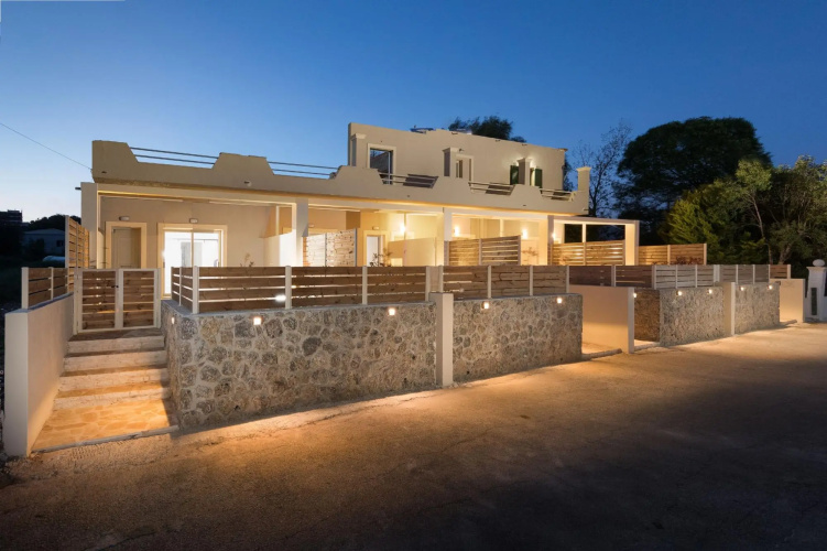 Senses Suite Ena in Dassia