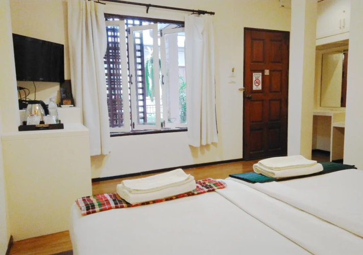 Thanicha Resort Amphawa