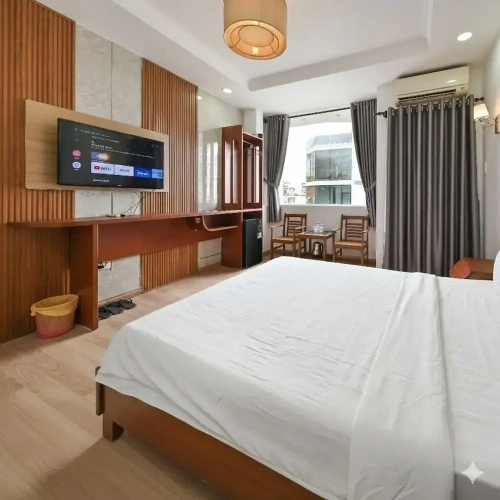 Deluxe Double room with city view