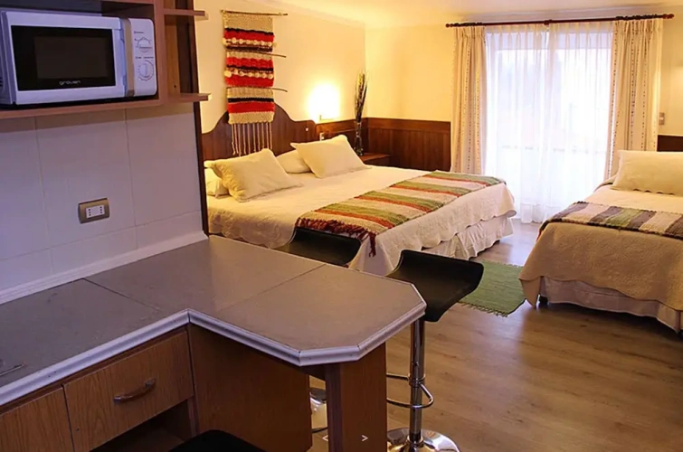 Standard Triple room