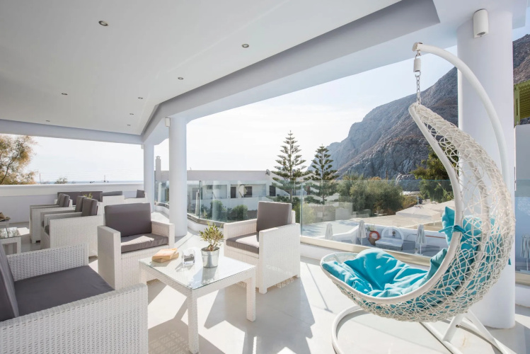 Blue Waves Hotel