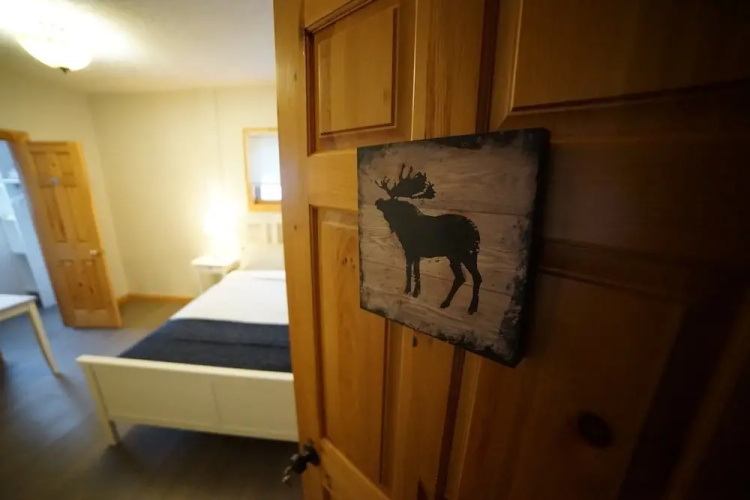 Yellowknife B&B