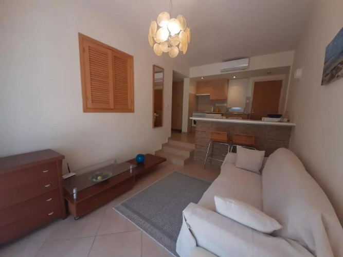 1bd in Palm Beach M1 with pool