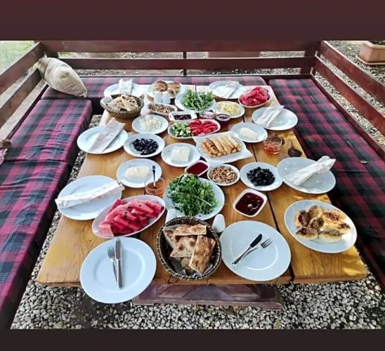 Esralina Bungalows Cıralı
