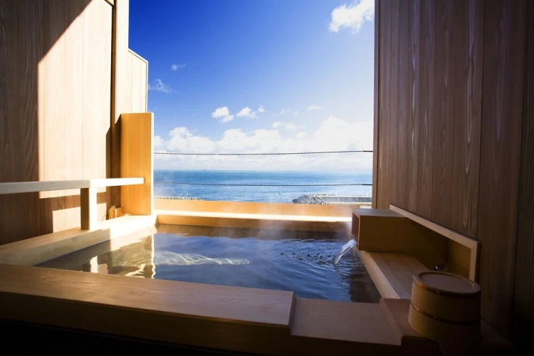 Suite with balcony