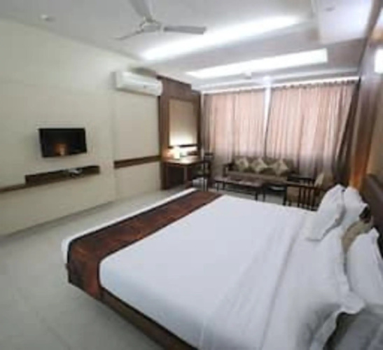 Kalchuri Residency