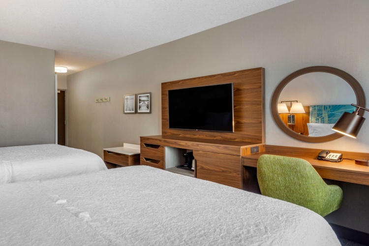 Hampton Inn & Suites by Hilton Edmonton/West photo 6