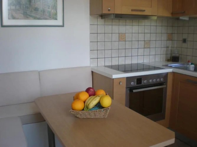 4 Bedrooms Cottage