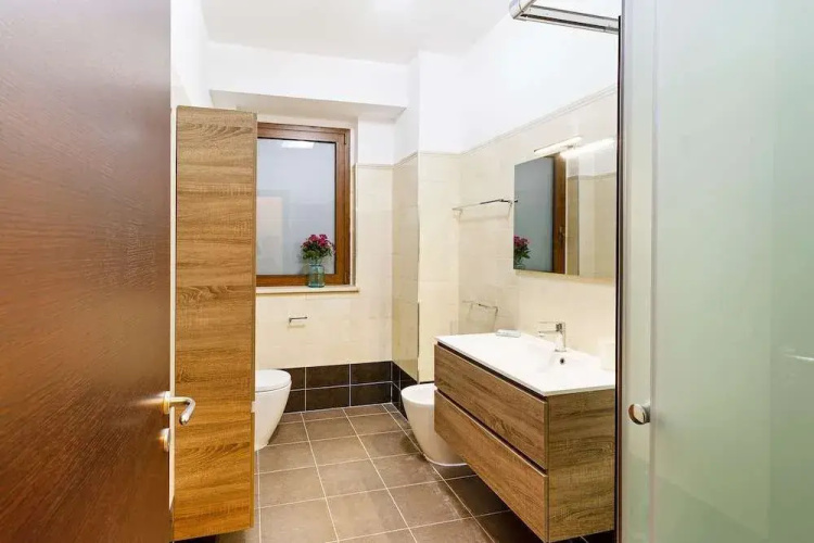 Calipso Seaview Flat with Private Parking