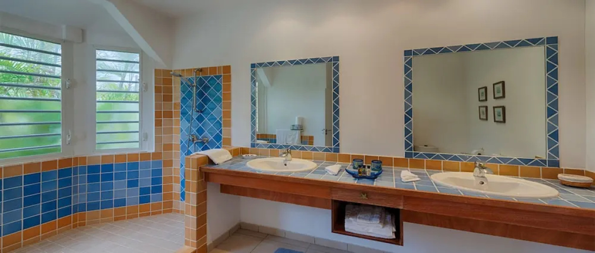 Cove Villa