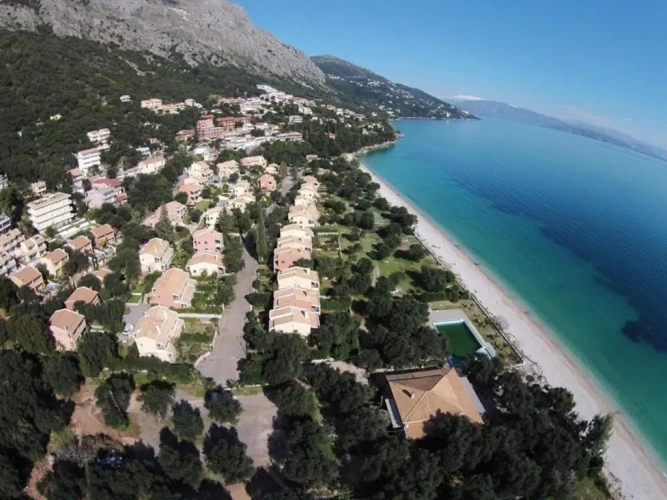 3 Bedrooms Villa