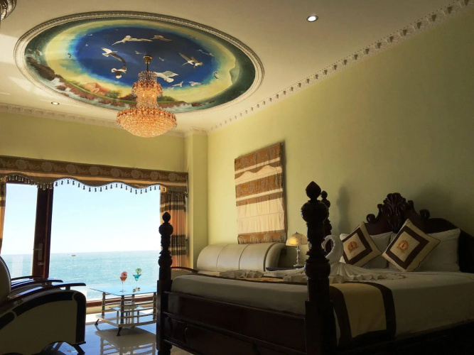 Ocean Front Hotel