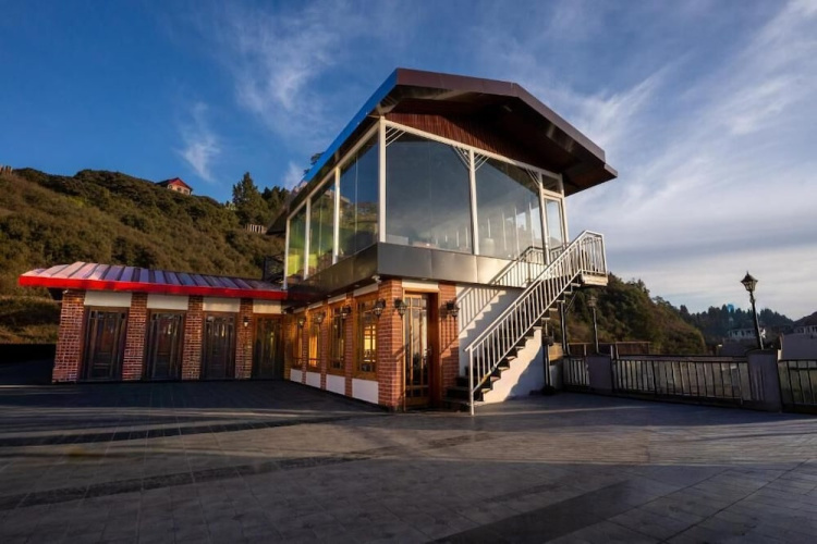 The Leo Hotel Mokshada Suites - Mussoorie