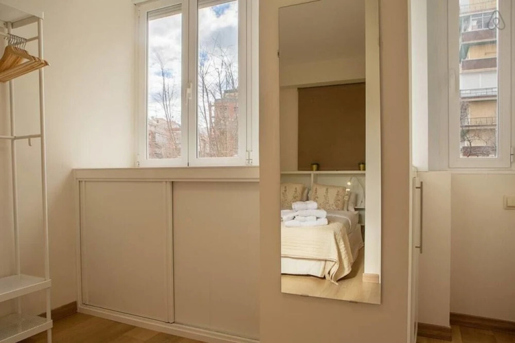 Modern 2 Bed Apt 10min from Las Ventas
