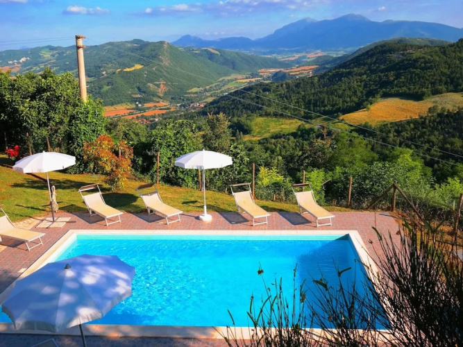 Villa in Marche With Pool & Panoramic Views